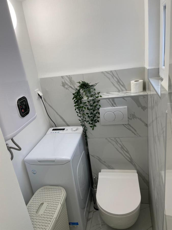 Apartment Studio Beauty In Centar Pula Exterior foto