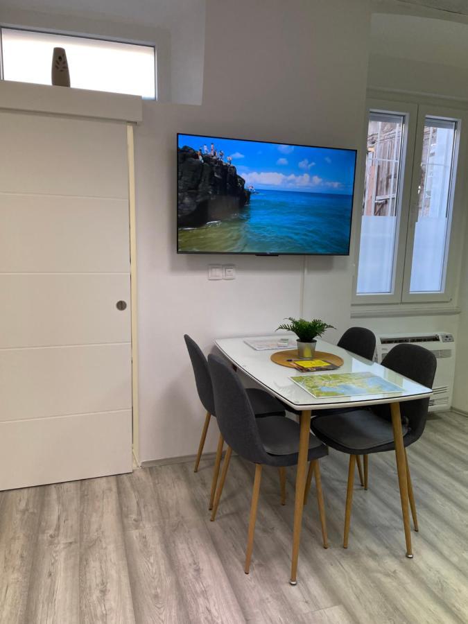 Apartment Studio Beauty In Centar Pula Exterior foto